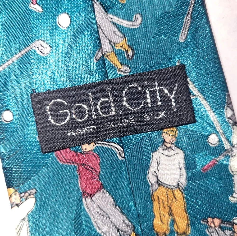 Old School Golf Themed Silk Tie Hand Made Green‎